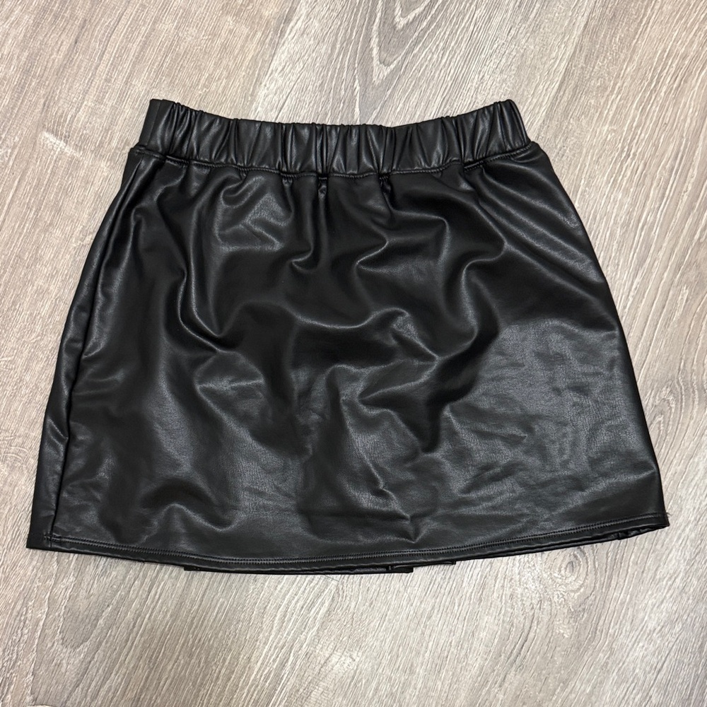 Adorable Black Faux Leather Mini Skort